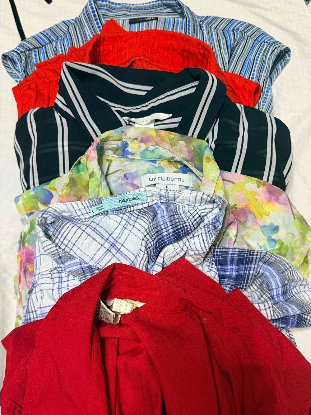 Bundle of 6 Multicolor Floral Button-Down Shirt - Women's